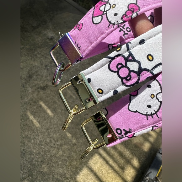 Hello Kitty keychain/fob - Picture 2 of 3